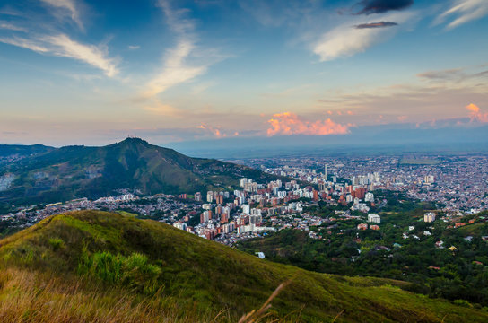 Cali - Capital de la salsa
